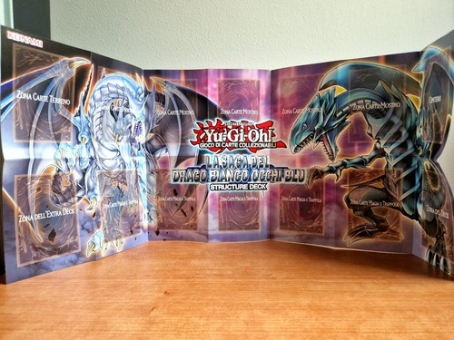 Yugioh playmat saga - la, del